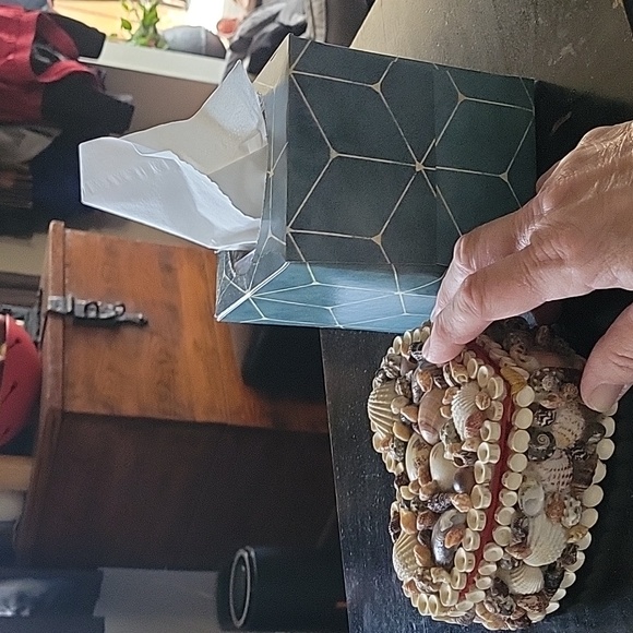 Vintage Seashell Box, SOUVENIR style.Handmade Exc.cond.! - Picture 5 of 5